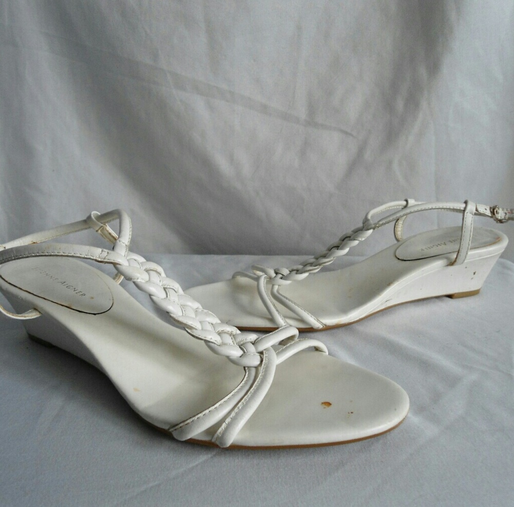 Sandal